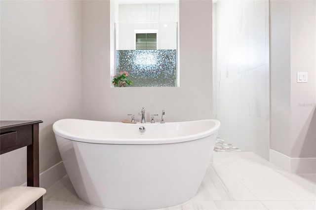 8497 PAVIA WAY, Bradenton, FL 34202