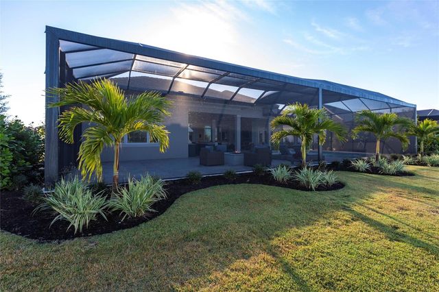 8497 PAVIA WAY, Bradenton, FL 34202