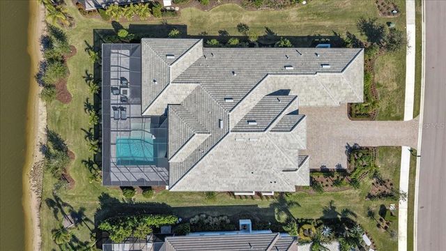 8497 PAVIA WAY, Bradenton, FL 34202