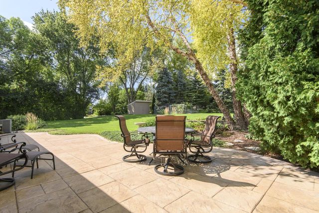 9738 W Barnard AVENUE, Greenfield, WI 53228
