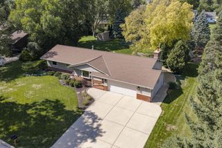 9738 W Barnard AVENUE, Greenfield, WI 53228