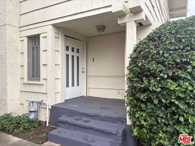 1529 5th Avenue, Los Angeles, CA 90019