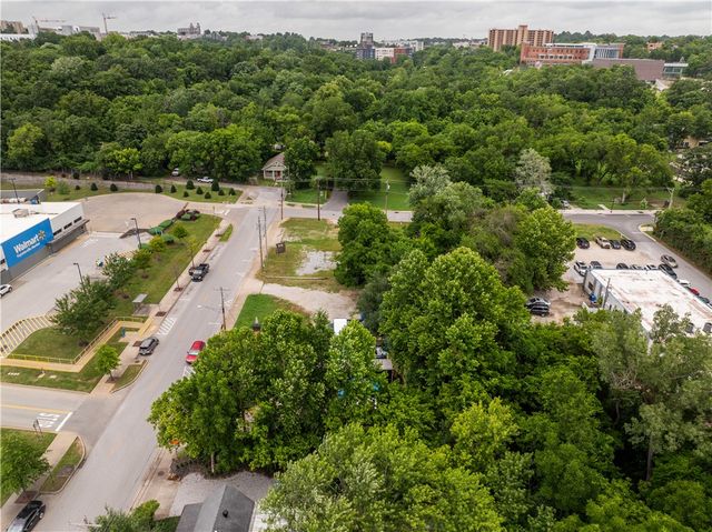 625 W Prairie Street, Fayetteville, AR 72701