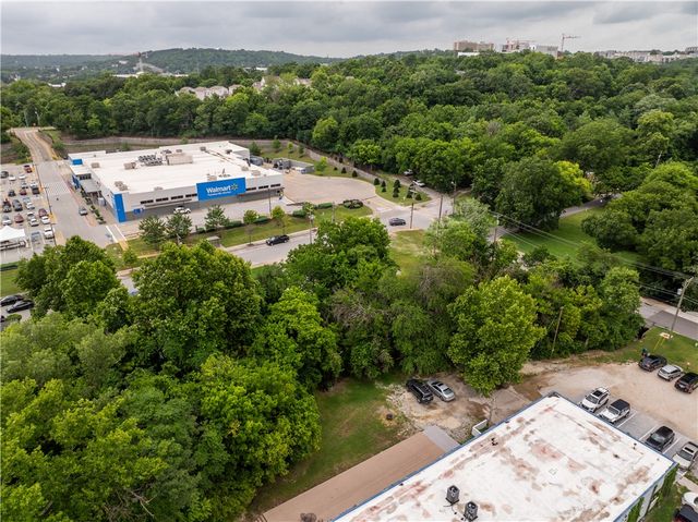 625 W Prairie Street, Fayetteville, AR 72701
