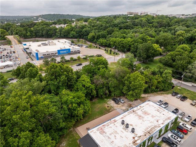 625 W Prairie Street, Fayetteville, AR 72701