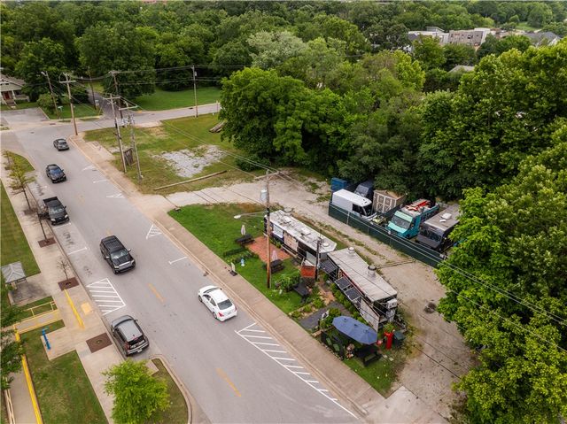625 W Prairie Street, Fayetteville, AR 72701