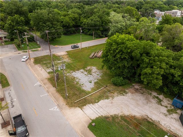 625 W Prairie Street, Fayetteville, AR 72701