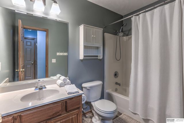 6423 N 78 Avenue, Omaha, NE 68134