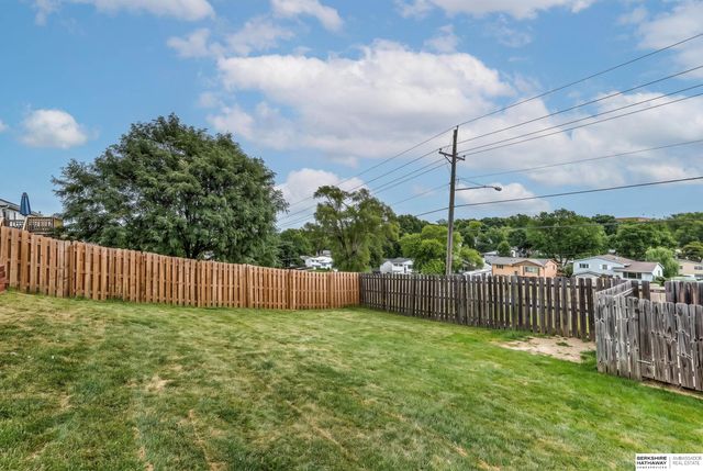6423 N 78 Avenue, Omaha, NE 68134