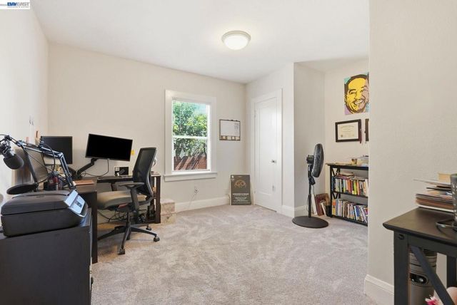 560 41St St, Richmond, CA 94805