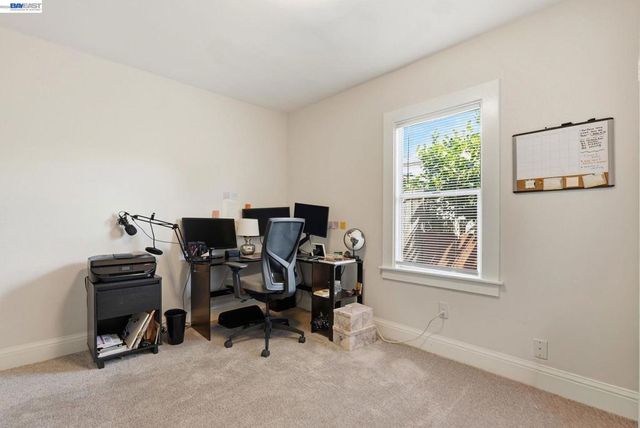 560 41St St, Richmond, CA 94805