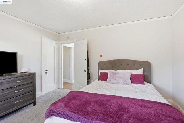 560 41St St, Richmond, CA 94805