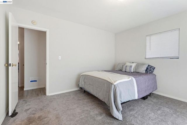 560 41St St, Richmond, CA 94805