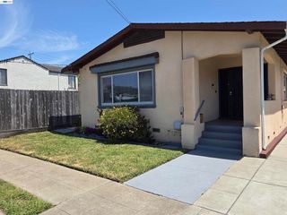 560 41St St, Richmond, CA 94805