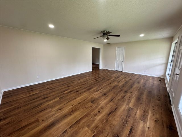 208 E Fir Street, Russellville, AR 72802