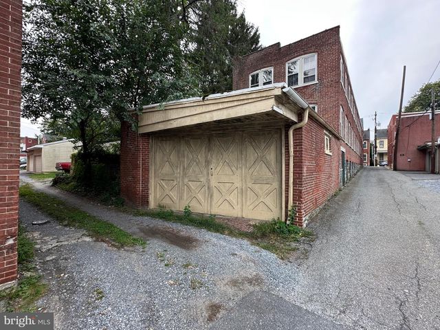 126-128 N PINE ST, Lancaster, PA 17603