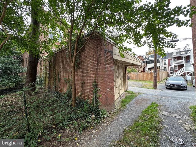 126-128 N PINE ST, Lancaster, PA 17603