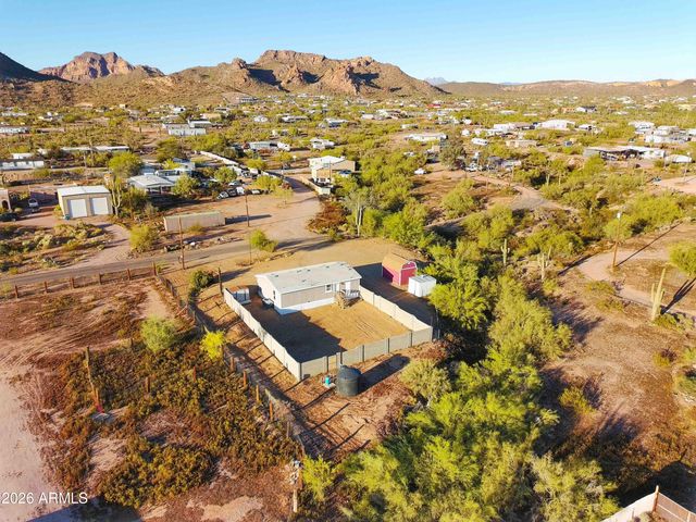 649 W KANIKSU Street, Apache Junction, AZ 85120