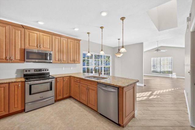 310 WINCHESTER WAY, Palm Harbor, FL 34684