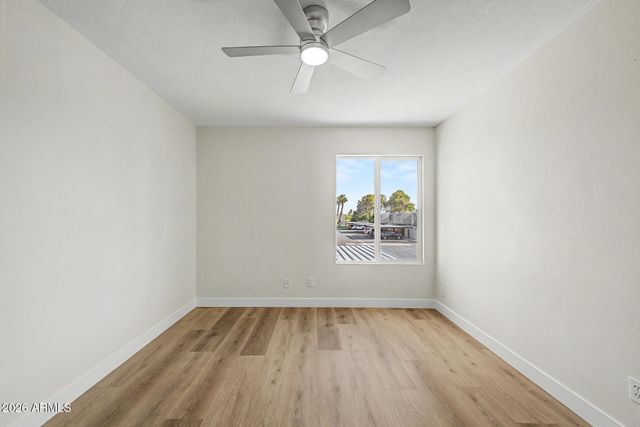 5940 W TOWNLEY Avenue, Glendale, AZ 85302