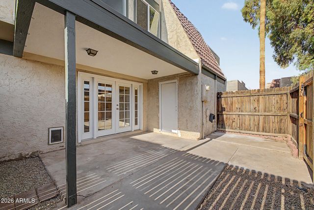 5940 W TOWNLEY Avenue, Glendale, AZ 85302