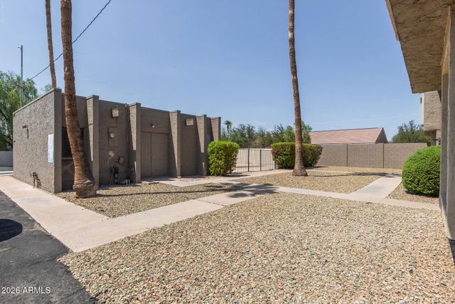 5940 W TOWNLEY Avenue, Glendale, AZ 85302