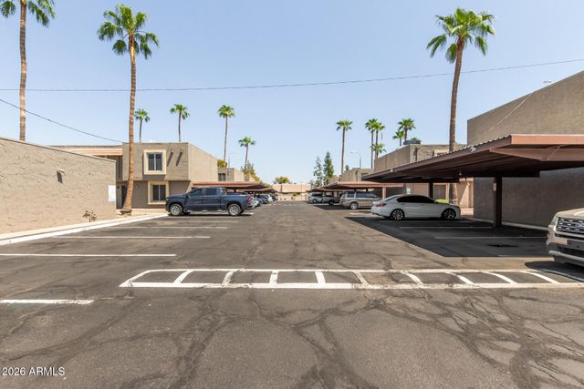 5940 W TOWNLEY Avenue, Glendale, AZ 85302