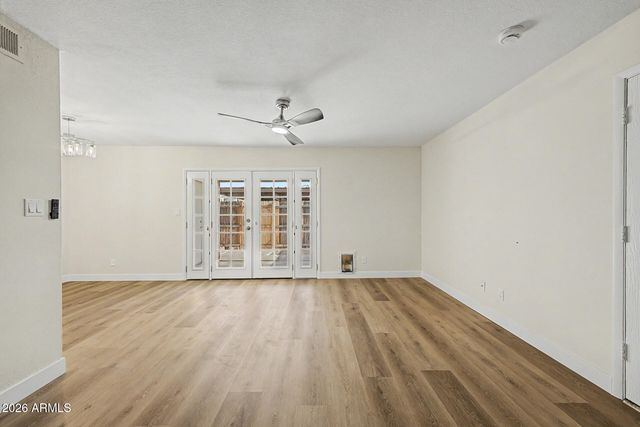 5940 W TOWNLEY Avenue, Glendale, AZ 85302
