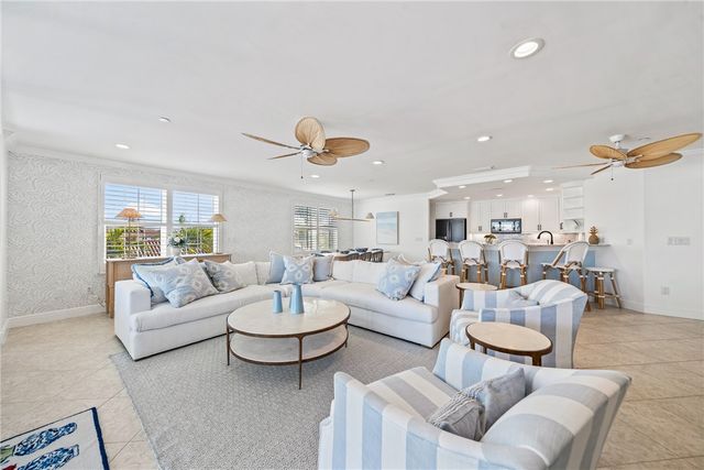 1215 Marina Village Circle 302, Vero Beach, FL 32967