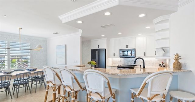1215 Marina Village Circle 302, Vero Beach, FL 32967