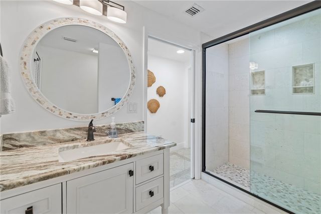 1215 Marina Village Circle 302, Vero Beach, FL 32967