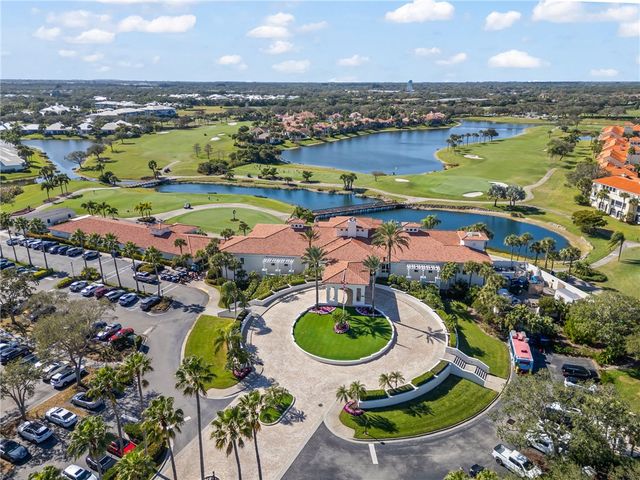 1215 Marina Village Circle 302, Vero Beach, FL 32967
