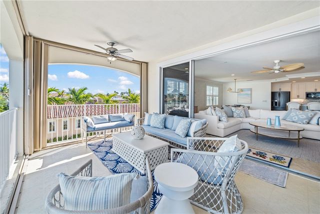 1215 Marina Village Circle 302, Vero Beach, FL 32967