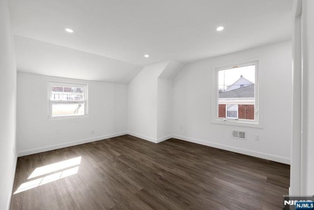 380 Grand Avenue, Leonia, NJ 07605