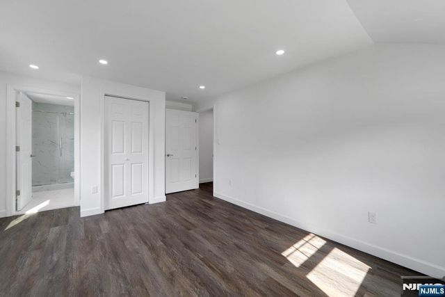 380 Grand Avenue, Leonia, NJ 07605