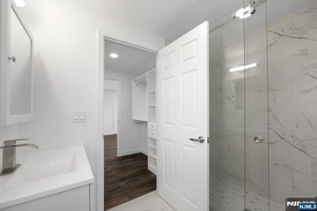 380 Grand Avenue, Leonia, NJ 07605
