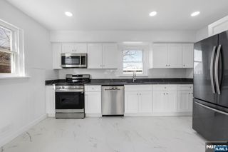 380 Grand Avenue, Leonia, NJ 07605