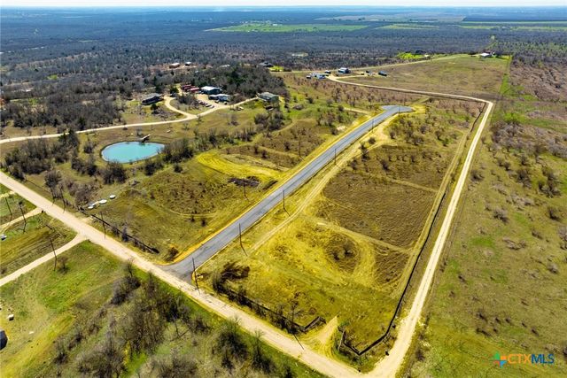 280 Sage Hills Drive, Lockhart, TX 78644