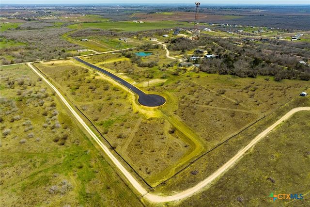 280 Sage Hills Drive, Lockhart, TX 78644