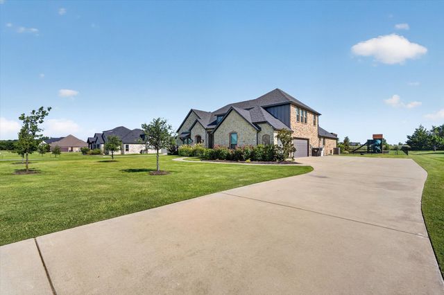 4227 Waterstone Estates Drive, Mckinney, TX 75071
