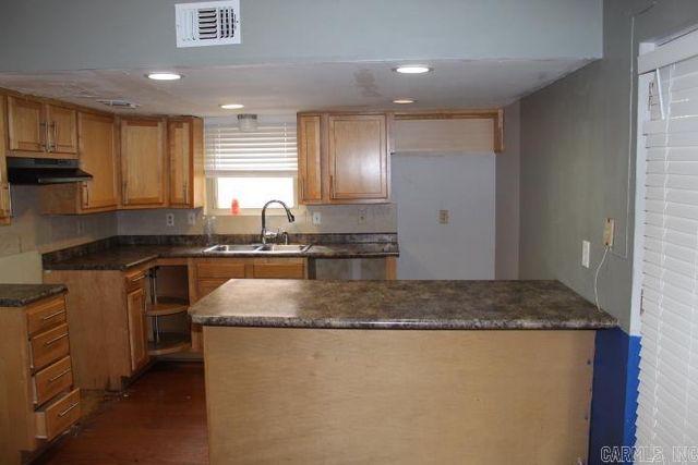 91 Dartmouth Drive, Little Rock, AR 72204