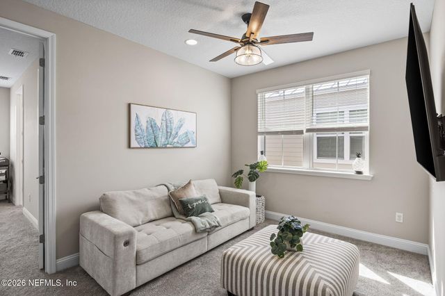 385 RUM RUNNER Way, St. Johns, FL 32259