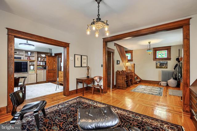 3018 IONA TER, Baltimore, MD 21214