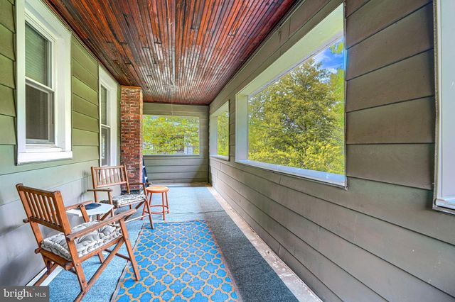 3018 IONA TER, Baltimore, MD 21214
