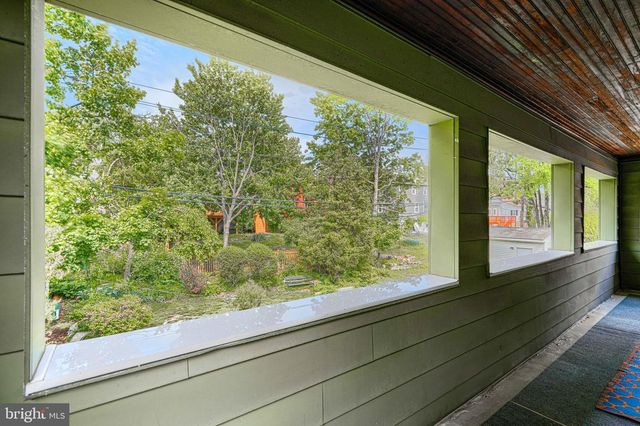 3018 IONA TER, Baltimore, MD 21214