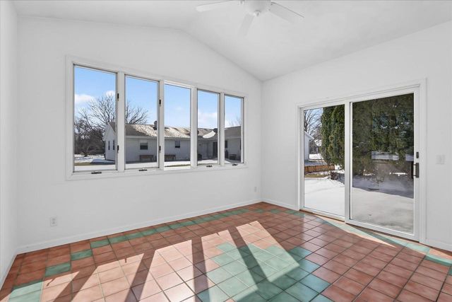 3206 Thames Lane, Janesville, WI 53546