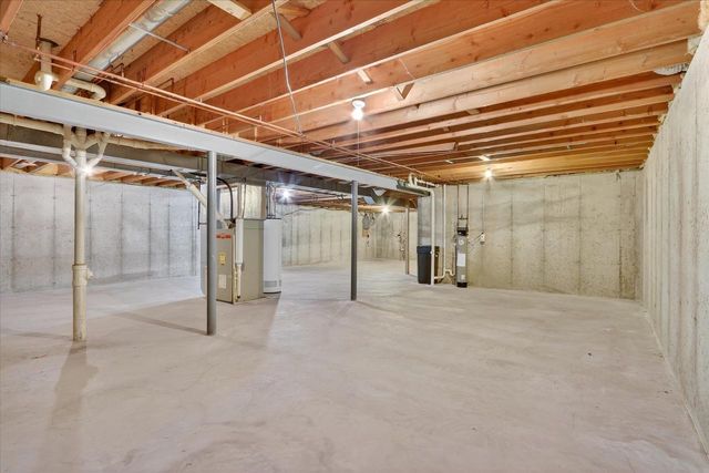 3206 Thames Lane, Janesville, WI 53546