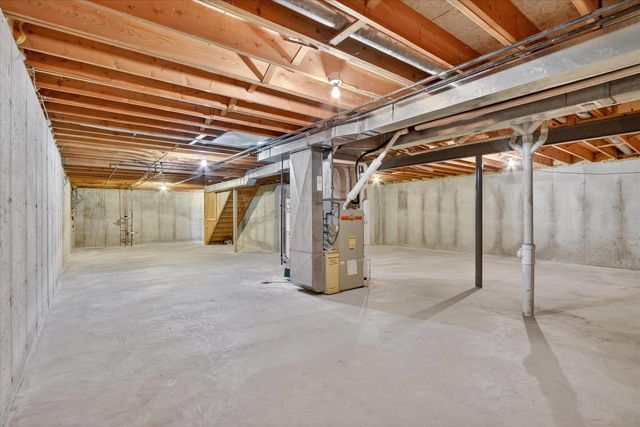 3206 Thames Lane, Janesville, WI 53546