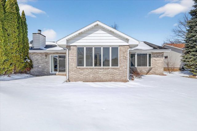 3206 Thames Lane, Janesville, WI 53546