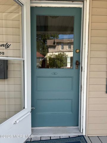 74 2nd Street, Keyport, NJ 07735